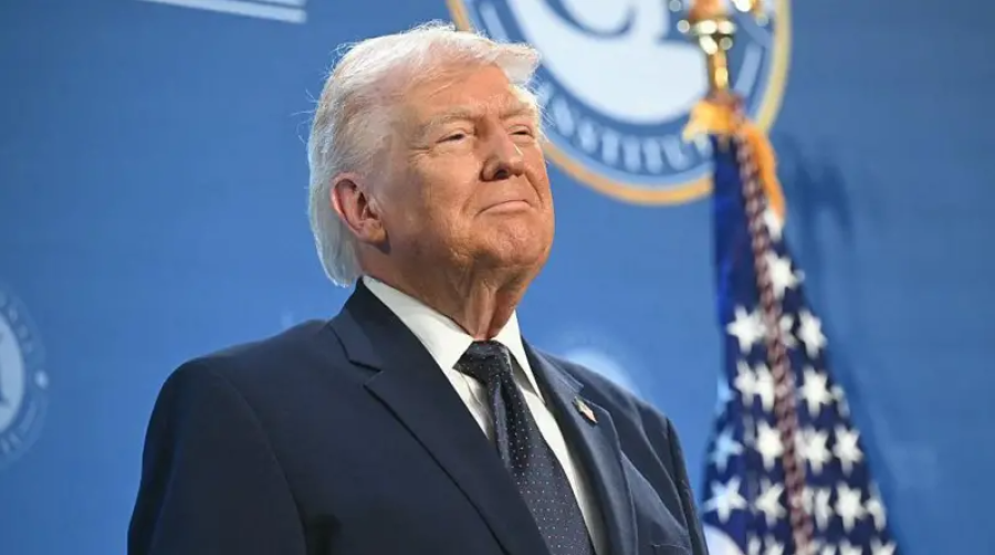 Trump asegur&oacute; que la guerra de Ir&aacute;n est&aacute; "pr&aacute;cticamente concluida" y el precio del barril del petr&oacute;leo baja de los US$100