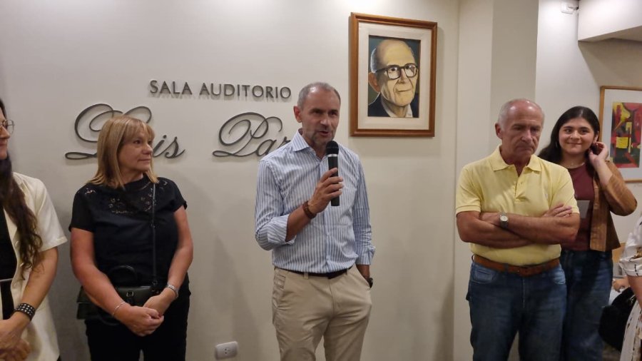 Oscar Parra brind&oacute; sus palabras para los asistentes